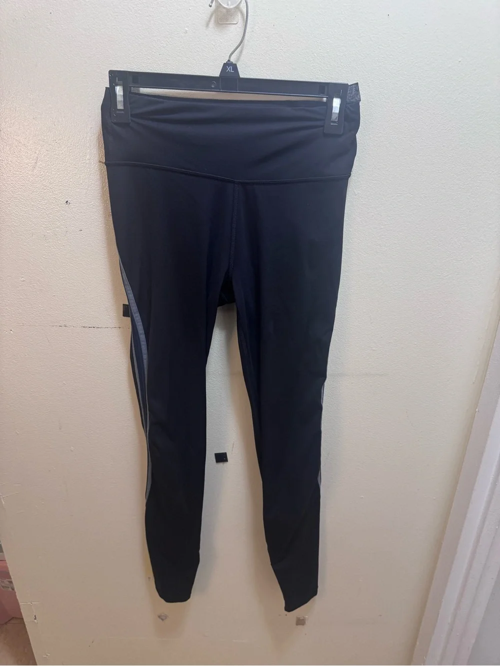 Lululemon  Black, navy, and gray Athletic Leggings size 6